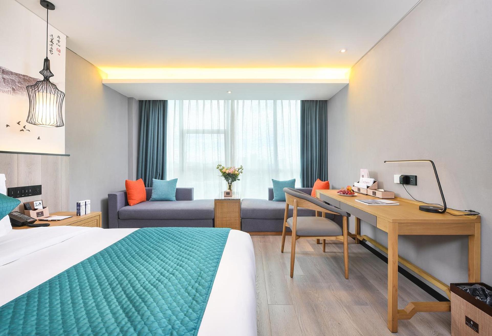 Mehood Lestie International Hotel Nancun Wanbo Metro Station Branch - Free Shuttle Bus To Canton Fair Complex During Canton Fair Period & Free Breakfast & Free Afternoon Tea & Free Midnight Snack & Free Vpn Internet Access Buitenkant foto