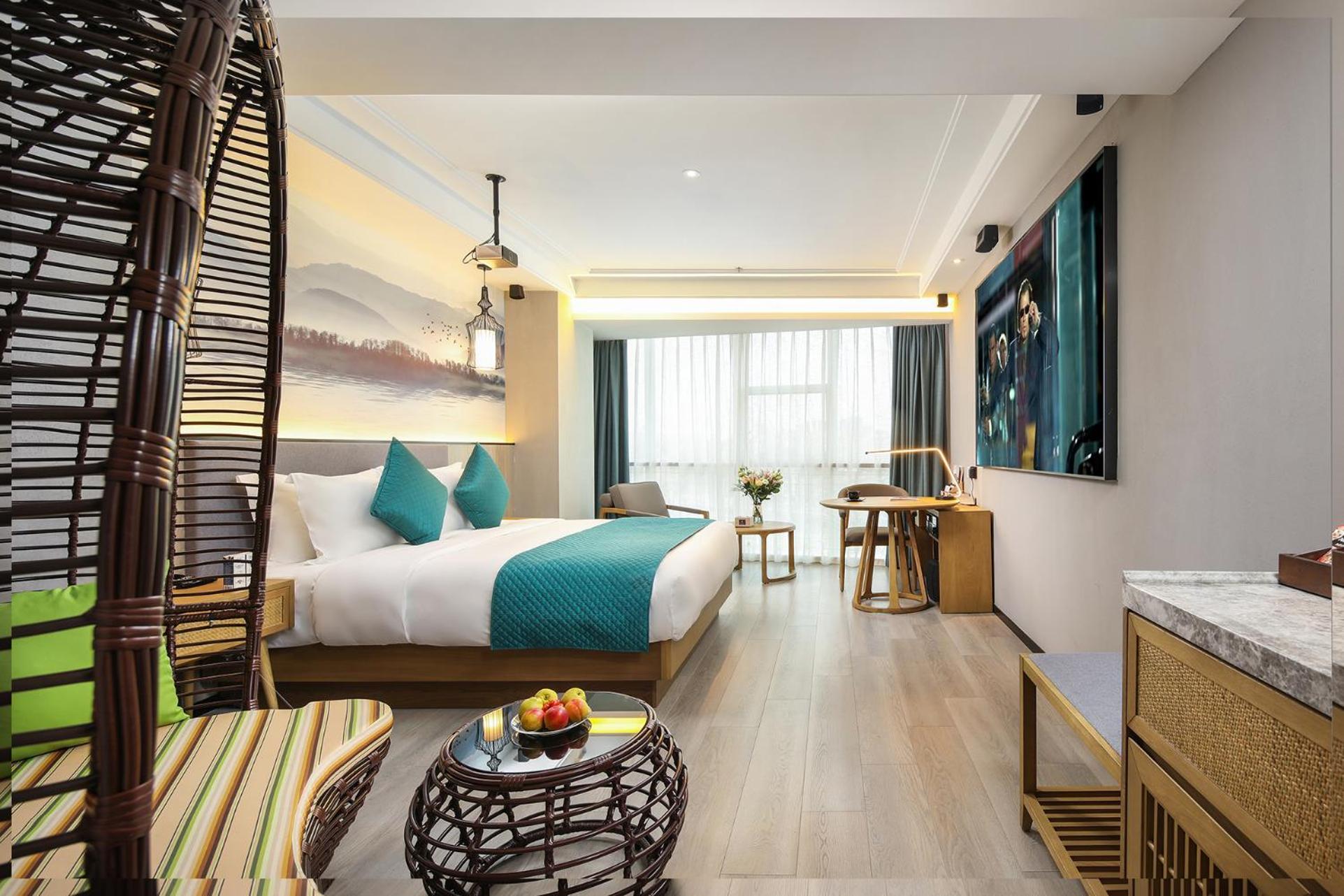 Mehood Lestie International Hotel Nancun Wanbo Metro Station Branch - Free Shuttle Bus To Canton Fair Complex During Canton Fair Period & Free Breakfast & Free Afternoon Tea & Free Midnight Snack & Free Vpn Internet Access Buitenkant foto